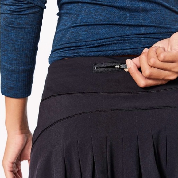 Rare Lululemon Circuit Breaker Skirt Shorts II Black 13” Retired Edition Sz 10 - Picture 8 of 9